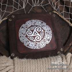 Triskel dice tray