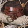 Ceinture gravée de motifs nains en cuir artisanal