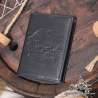 Grimoire en cuir format A6 gravé d'un Pirate au tricorne